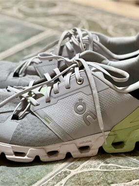 On Running Cloudswift Sneakers in Light Gray with Lime Accent men’s 12